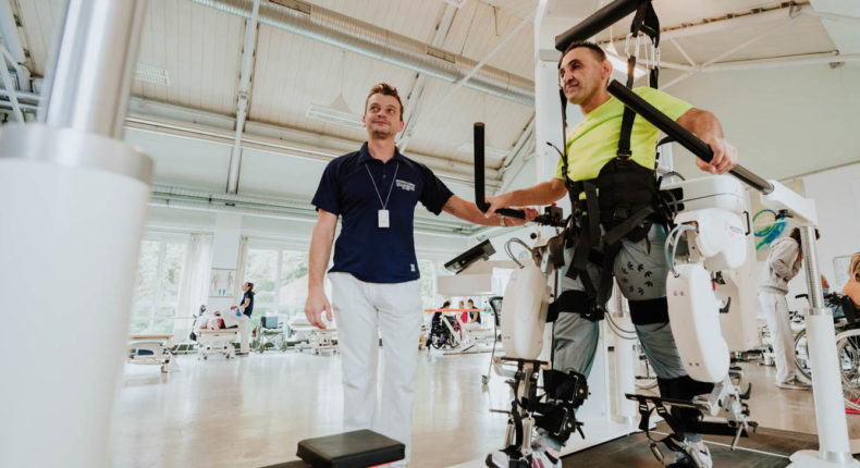 Alla Clinica Quarenghi il robot che aiuta i pazienti a migliorare la deambulazione