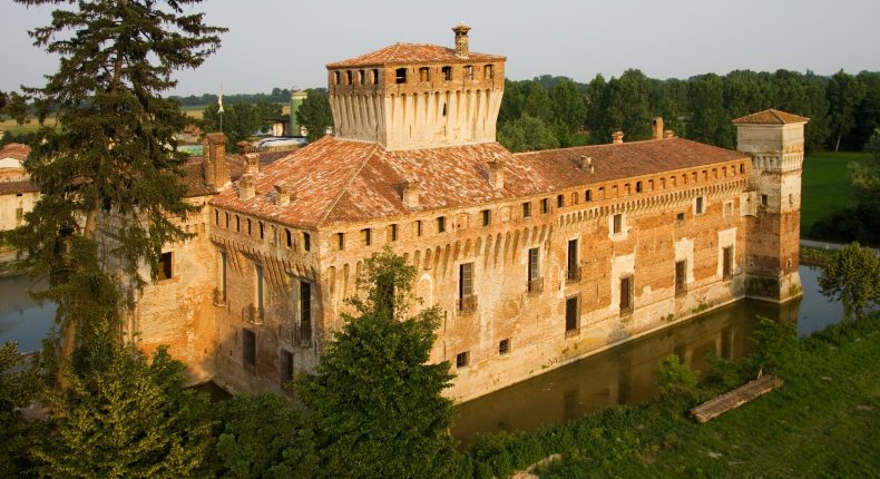 Una vacanza al Castello di Padernello per la rinascita di un borgo artigiano