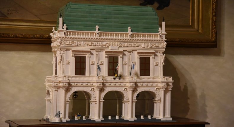 Inaugura LEGO Store Brescia
